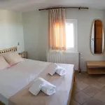 Amarados Syros Vári