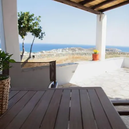 Amarados Syros Vári