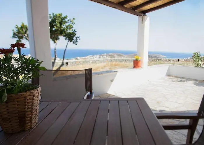 Amarados Syros Vári